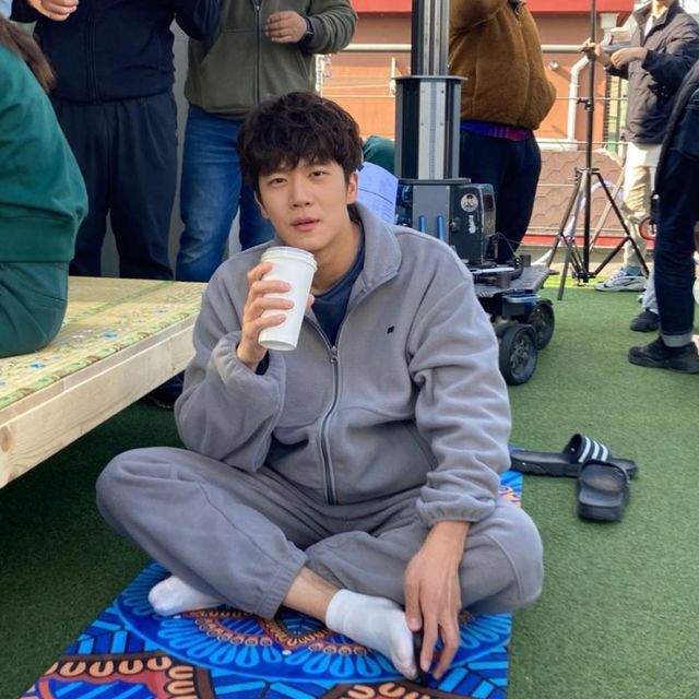 각 셀럽 sns, 네이버 영화 스틸컷, 모노튜브 유튜브