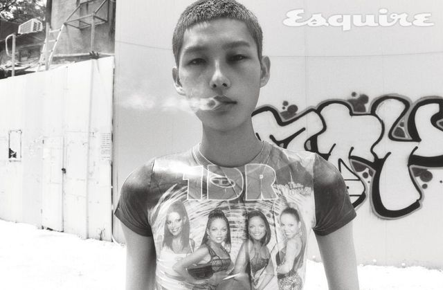 필름 프린트 티셔츠 가격 미정 디젤.