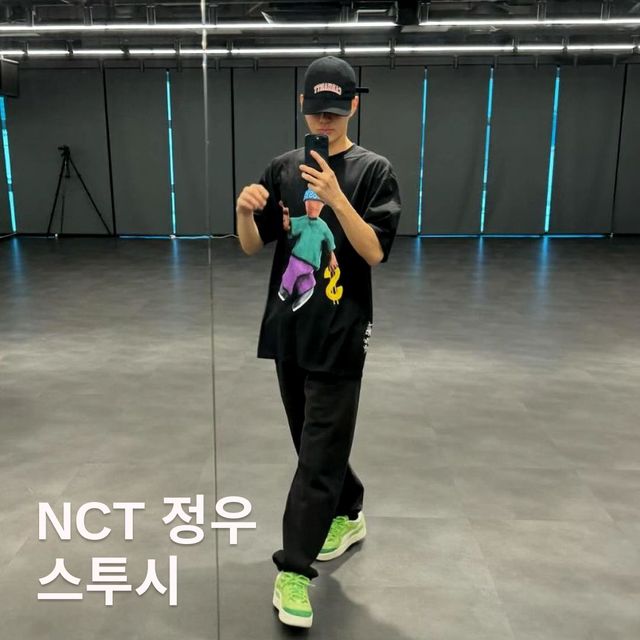 @sugaringcandy, @stussy