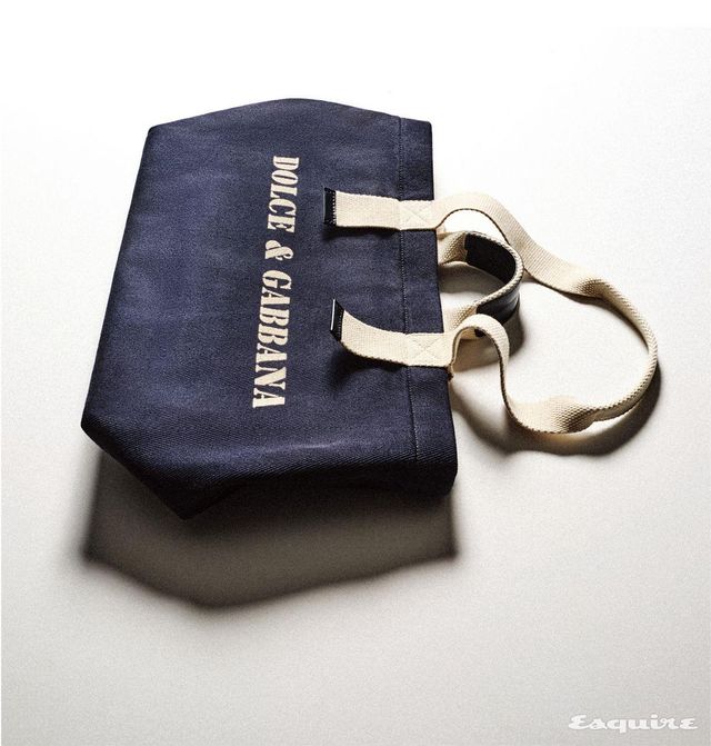 캔버스 백 158만원 돌체앤가바나.