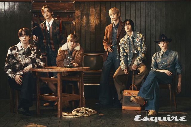 (성찬) 트러커 재킷, 카우보이 셔츠, 웨스턴 팬츠, 부츠 모두 루이 비통. (앤톤) 블랭킷 코트, 베스트, 셔츠, 데님 팬츠, 루이 비통 x 팀버랜드 부츠, 볼로 타이, 웨스턴 페도라 모두 루이 비통. (은석) 시어링 블루종, 웨스턴 셔츠, 쇼츠, 루이 비통 x 팀버랜드 부츠 모두 루이 비통. (쇼타로) 스웨이드 재킷, 데님 셔츠, 부츠컷 팬츠, 체인, 로데오 슈즈 모두 루이 비통. (원빈) 엠브로이더리 데님 재킷, 셔츠, 팬츠, 로데오 슈즈, 스티머 30 백 모두 루이 비통. (소희) 데님 셔츠, 부츠컷 팬츠, 루이 비통 x 팀버랜드 부츠, 웨스턴 페도라 모두 루이 비통. 