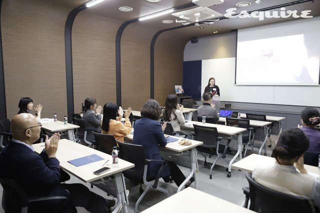 WSA와인아카데미에서 열린 기자 간담회 모습. 