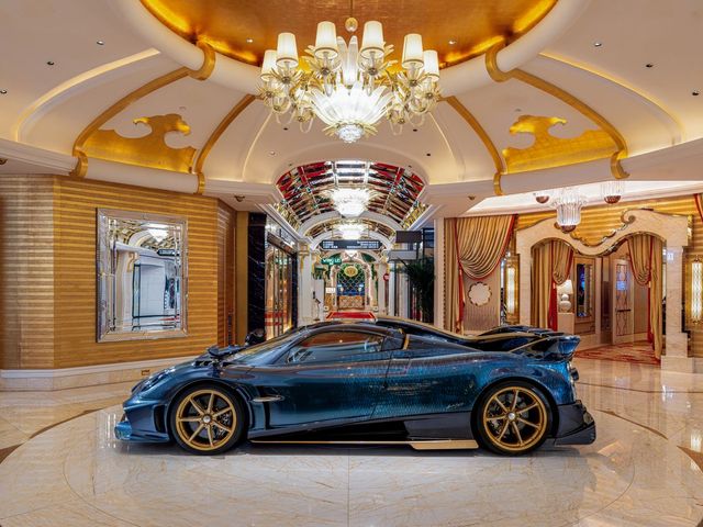 파가니 와이라 이몰라 로드스터 나가.