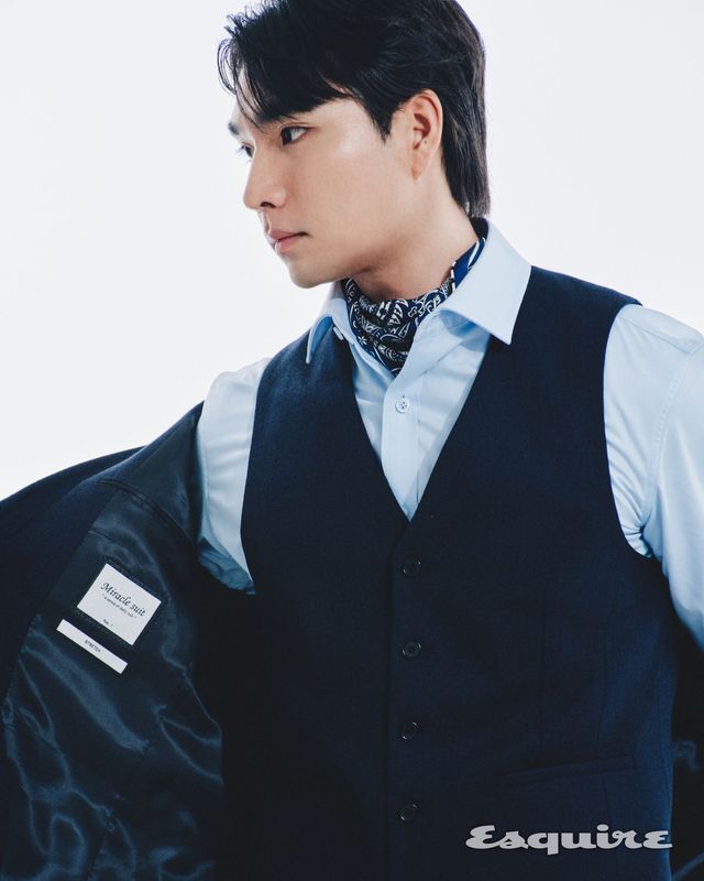 ESQUIRE KOREA x ZIOZIA 30th Anniversary Designer Cha Jongmin