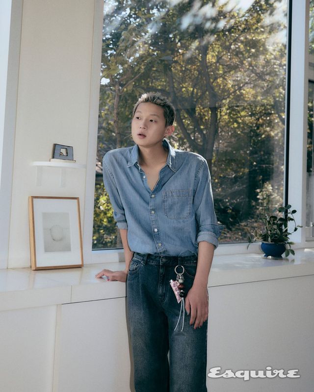 ESQUIRE KOREA x ZIOZIA 30th Anniversary Art Designer An Taejeong