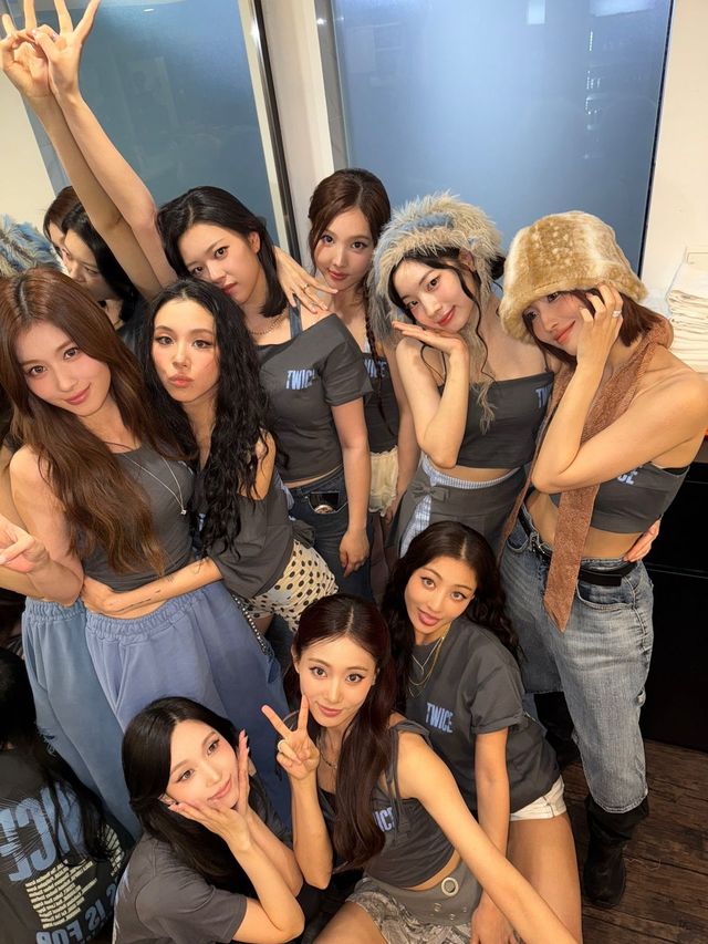 이미지 출처: 트와이스 공식 인스타그램