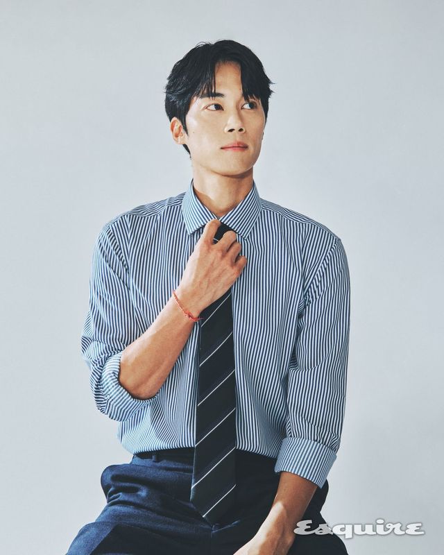 ESQUIRE KOREA x ZIOZIA 30th Anniversary Painter Shin Woojae