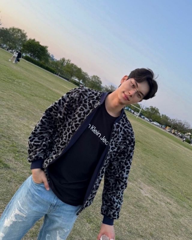 인스타그램 @l.c.m____