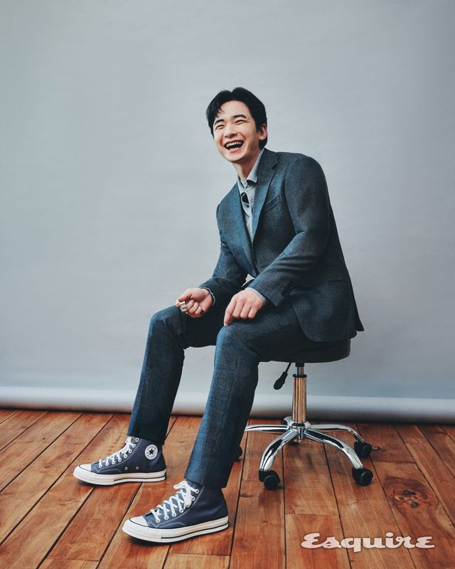 ESQUIRE KOREA x ZIOZIA 30th Anniversary Football Trainer Koo Changmo