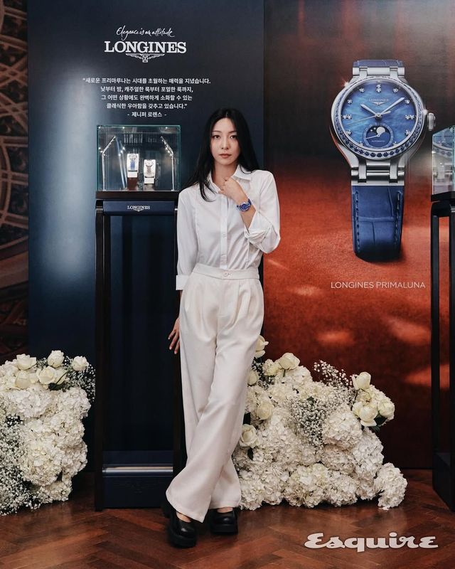 〈에스콰이어〉 론진 프리마루나 컬렉션 론칭 현장 with 루나