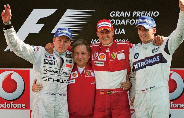 쿠비차는 2006년 이탈리안 GP에서 슈마허와 키미에 이어 3위를 차지했다. 더욱 놀라운 건, 이 레이스가 그의 F1 데뷔 이후 고작 3번째 레이스였다는 점이다. ⓒ DAMIEN MEYER/AFP VIA GETTY IMAGES