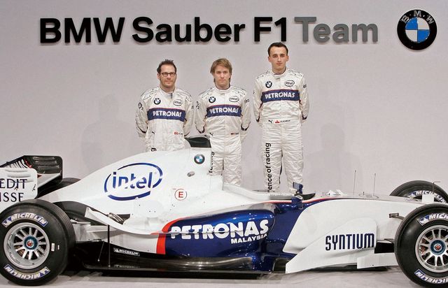 BMW 자우버팀의 2001년 F1 라인업은 자크 빌뇌브, 닉 하이드펠트 그리고 리저브 드라이버였던 쿠비차였다. ⓒ FRIEDEMANN VOGEL/BONGARTS/GETTY IMAGES