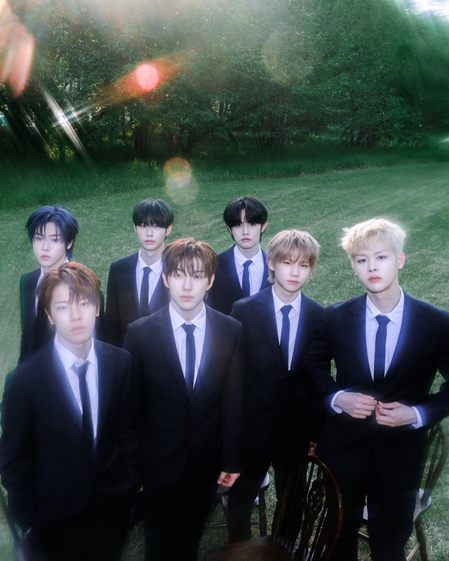 11/11 클로즈 유어 아이즈