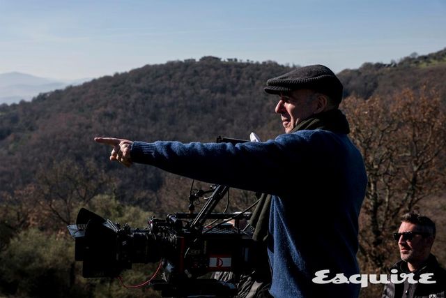 브랜드 창립자인 브루넬로 쿠치넬리의 삶과 이탈리아 장인 정신을 깊이 있게 조명하는 다큐멘터리 영화.