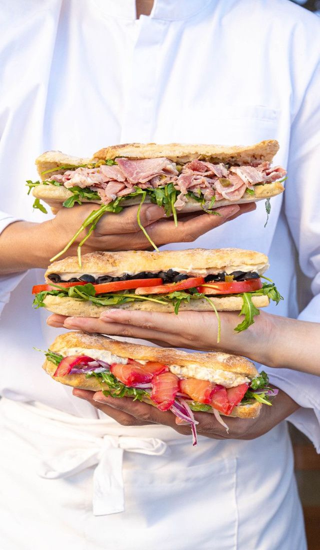 겨울엔 뜨끈한 화덕 샌드위치 '립스위치' / 출처: 가게 SNS