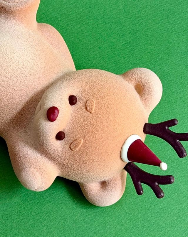 인스타그램 @honeybeeseoul @ouch.touch.me/ 터치 