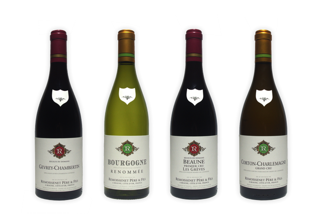 도멘 흐무와스네 페레 에 피스에서 생산하는 다양한 와인들. 