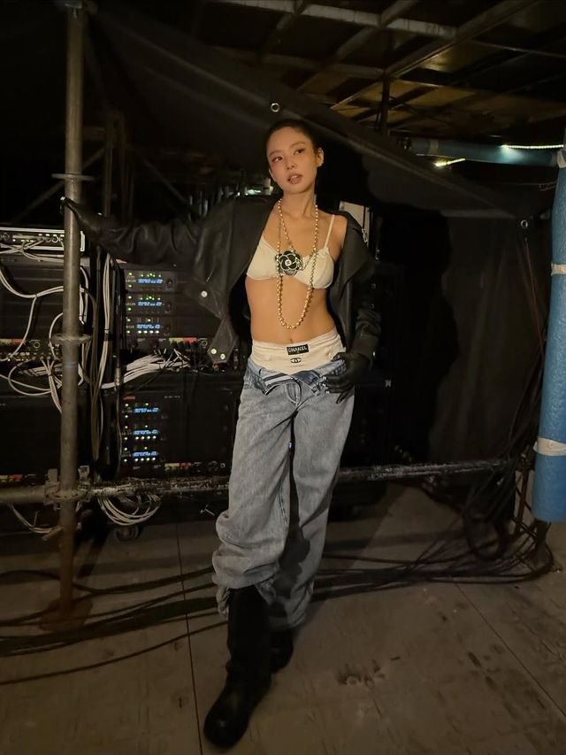 제니 패션으로 배우는 2026 팬톤 컬러 / 출처: 셀럽 SNS