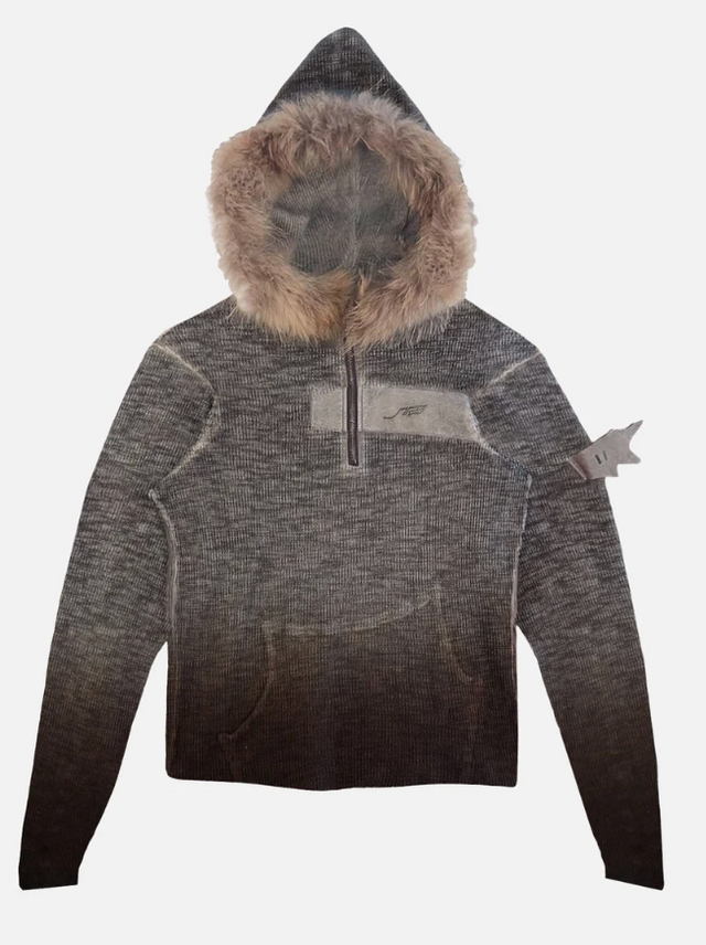 에이시네틱스(AESYNCTX) 퍼 후드 / 출처: 브랜드 공식 홈페이지