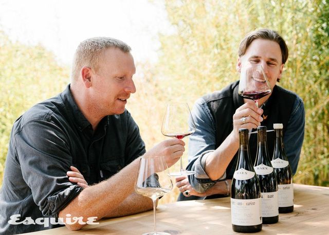 로버트 몬다비의 손주이자 팀 몬다비의 두 아들인 단테 몬다비(좌)와 카를로 몬다비(우). 