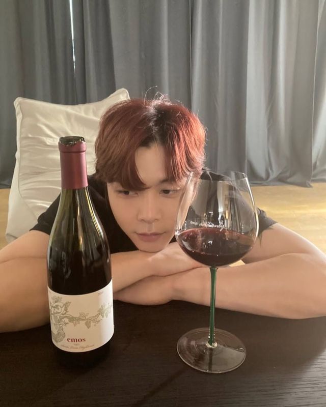 NCT(@nct) 쟈니(@johnnyjsuh)