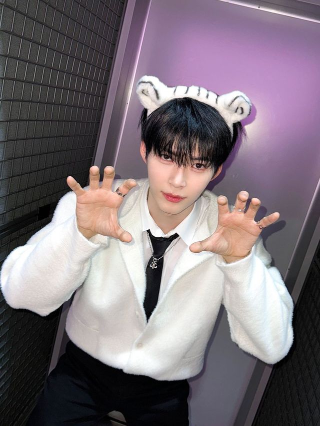 제로베이스원(@zb1official) 성한빈