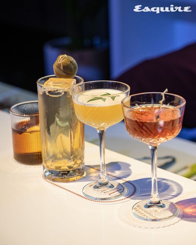 프리미엄 버번 위스키 ‘우드포드 리저브’로 만든 칵테일. 