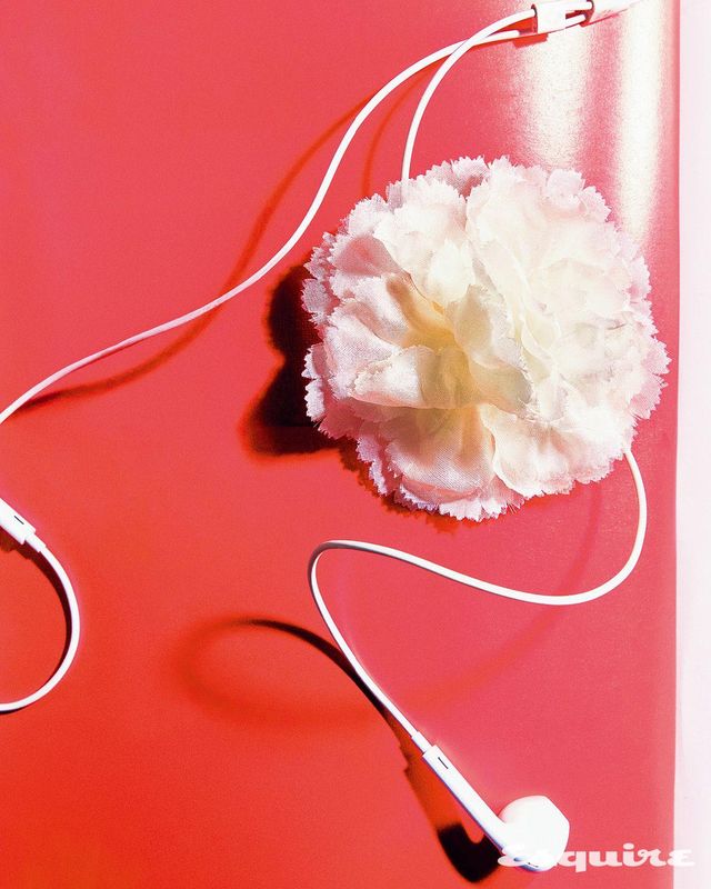 리넨 플라워 버드 핀 가격 미정 셀린느 옴므.