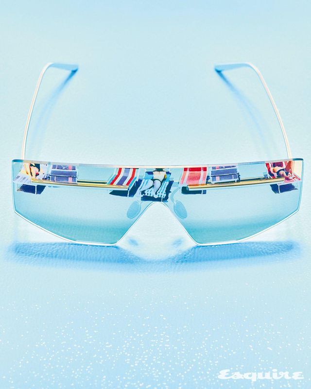 선베드 모티브 선글라스 가격 미정 프라다.