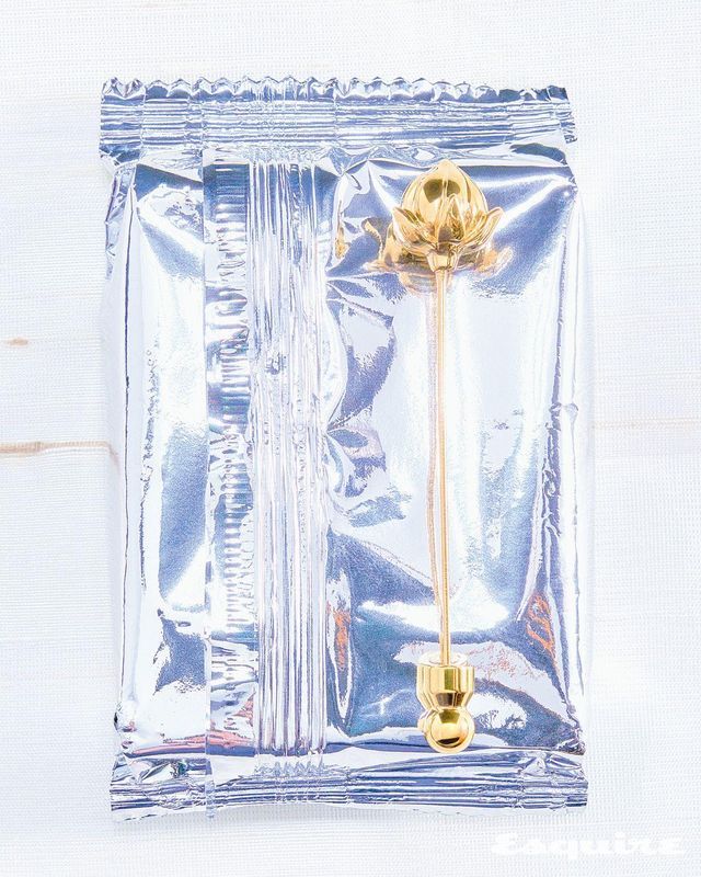 플뢰르 라펠 핀 가격 미정 로로피아나.