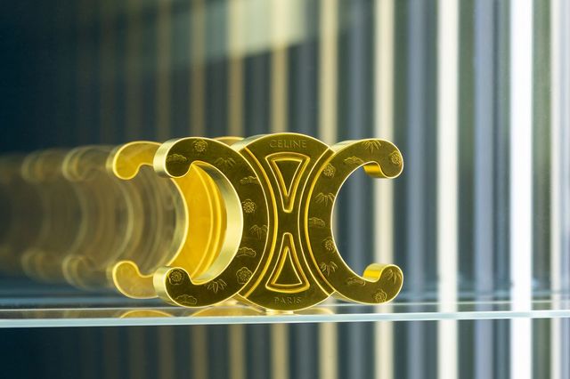 골드 트리옹프 우루시 BY 히코주 마키에