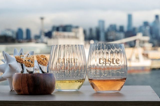 매해 시애틀에서 열리는 테이스트 워싱턴. 미국에서 가장 큰 규모의 단일 지역 와인 & 음식 이벤트로 올해 25주년을 맞았다.