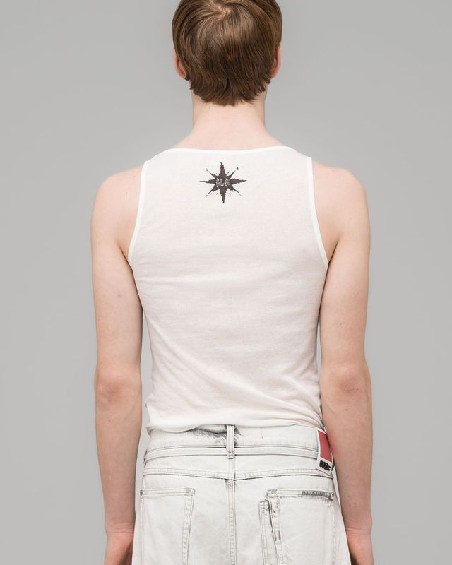 블랙 썬 파인 립 탱크 탑 17만원 032c.