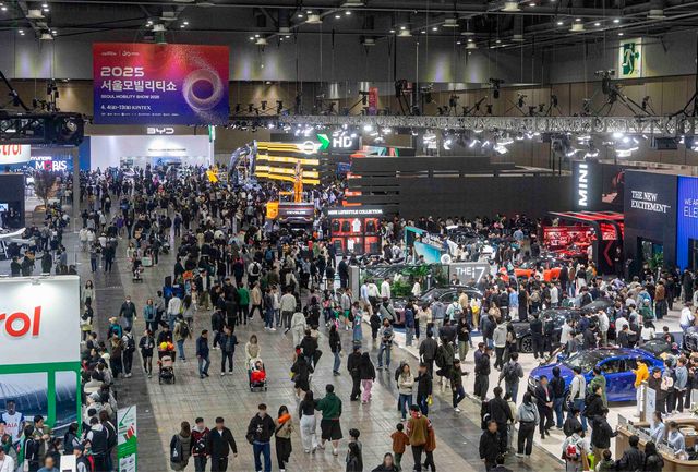 첫째주 주말에만 20만명이 넘는 사람이 왔다 갔다. 부디 2027년에도 만날 수 있기를.