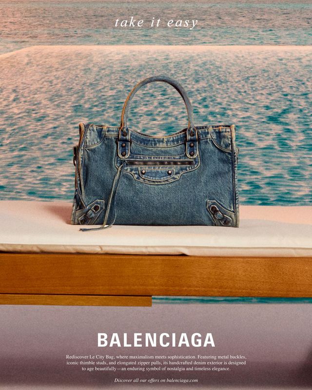 발렌시아가 하이 섬머 캠페인