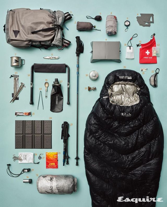 1 앤드원더 다이니마 UL 백팩. 2 니모 필로 엘리트 럭셔리 배게. 3 난가 포터블 에코백. 4 랩 울트라스피어 4.5 매트. 5 엠펙스 온도계. 6 뮤니크 테트라 드립 02P 커피 드리퍼. 7 앤드원더 티타늄 머그 500. 8 CRKT K.I.S.S. 나이프. 9 필드레코드 FR-ULT 울트라 라이트 테이블. 10 헥사 UL 1.5 파우치 라이트. 11 엑스패드 응급 파우치 . 12 무인양품 알약 케이스 S. 13 필드레코드 티탄 팩 & 다이니마 팩 파우치. 14 인수스 cx-295 의자. 15 세키카와 TNG-05 집게. 16 키이스 스포크. 17 라이프 스트로 피크 시리즈 휴대용 정수기. 18 스노우피크 이소가스. 19 소토 아미쿠스 SOD-320 버너. 20 랩 미틱 울트라 360 침낭. 21 몽벨 나침반 온도계 키링. 22 앤드원더 다이니마 UL 백팩 파우치. 23 소이조이 프로틴바. 24 고싸머기어 리틀 시트 패드. 25 제로그램 울트라 라이트 카본 폴딩 트레킹 폴 130. 26 쏘울트레커 미니멀 데크팩. 27 다테야마 알펜루트 기념 키링. 28 핫팩. 29 나이트코어 HA11 헤드 랜턴. 30 마타도르 40mL 캐니스터. 31 사마야 옵티 1.5 텐트.