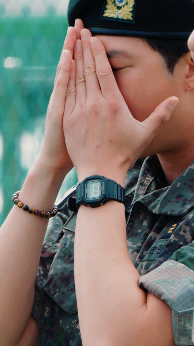 BTS RM (이미지 출처 : 에스콰이어)