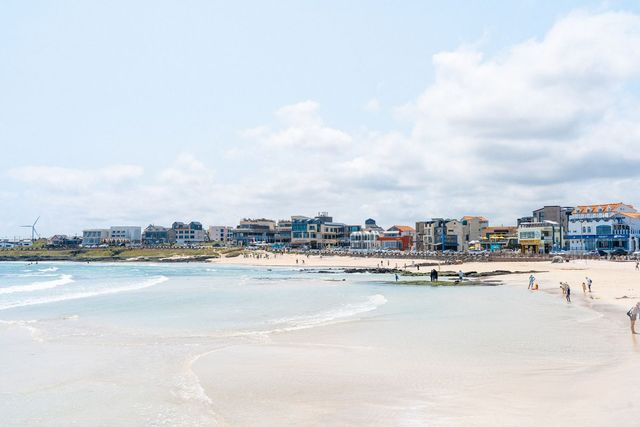 월정리해수욕장/ 출처 제주관광공사, Visitjeju.net