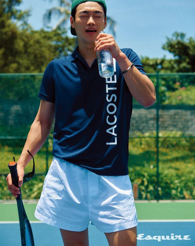 테니스 레터링 폴로셔츠 13만9000원 라코스테 스포츠. 복서 코튼 쇼츠 가격 미정 라코스테 패션쇼. 자수 엠블럼 볼캡 7만9000원 라코스테. 