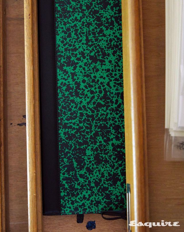 스튜던트 폴더 브리프케이스 가격 미정 보테가 베네타.