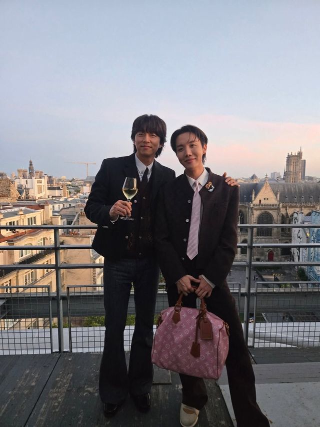 공유, BTS 제이홉/ 출처 셀럽 SNS