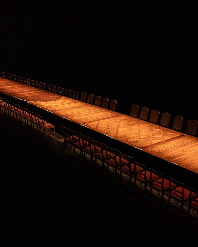 발렌시아가 2025 여름 컬렉션