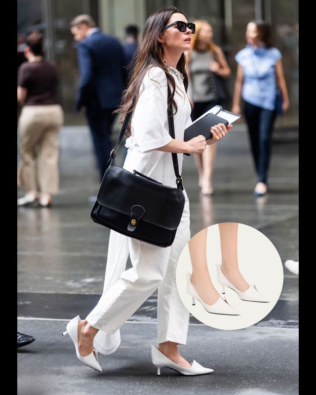 프라다 모델레리 스파이크 레더 펌프스