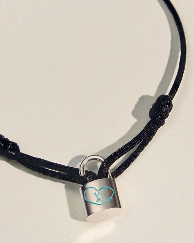 루이 비통 2025 실버 락킷 컬렉션