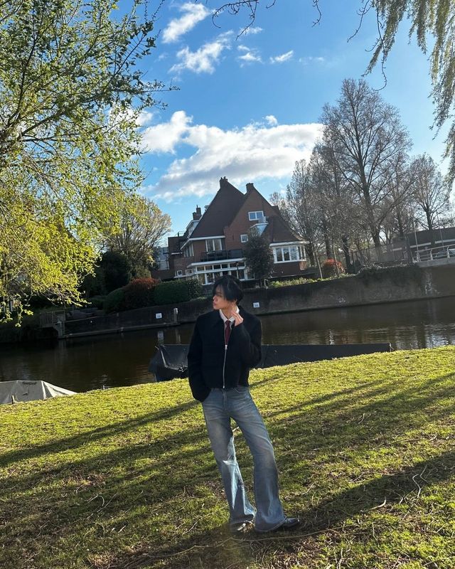 투모로우 바이 투게더(@txt_bighit) 연준(@yawnzzn)