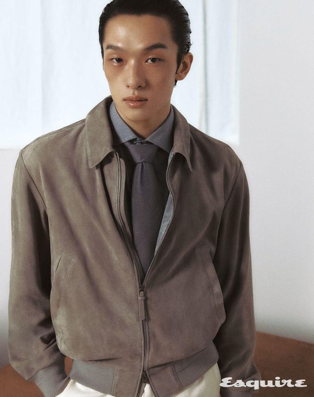 드라이버 재킷 820만원대, 셔츠·팬츠·타이 가격 미정 모두 랄프 로렌 퍼플 라벨. 