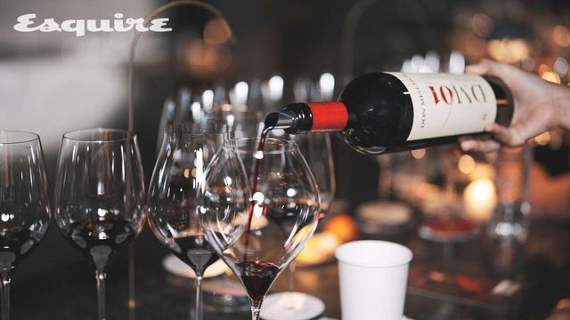 공개 행사에서 서빙 중인 'DM/01' 2022 빈티지의 모습. 