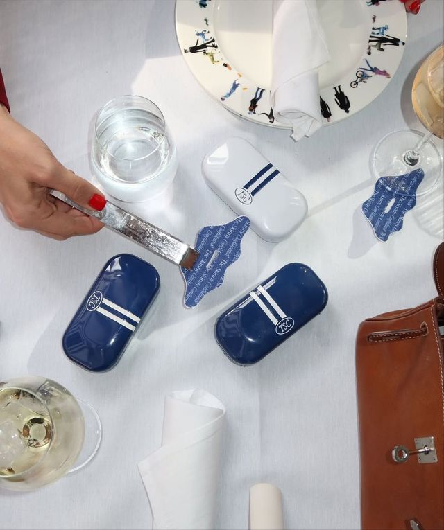 인스타그램 @theskinnyconfidential