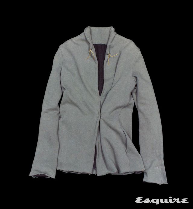 버티컬 포켓 피티드 재킷 엠에이크로스. 