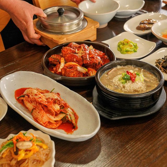 이장님밥상 심학산 본점